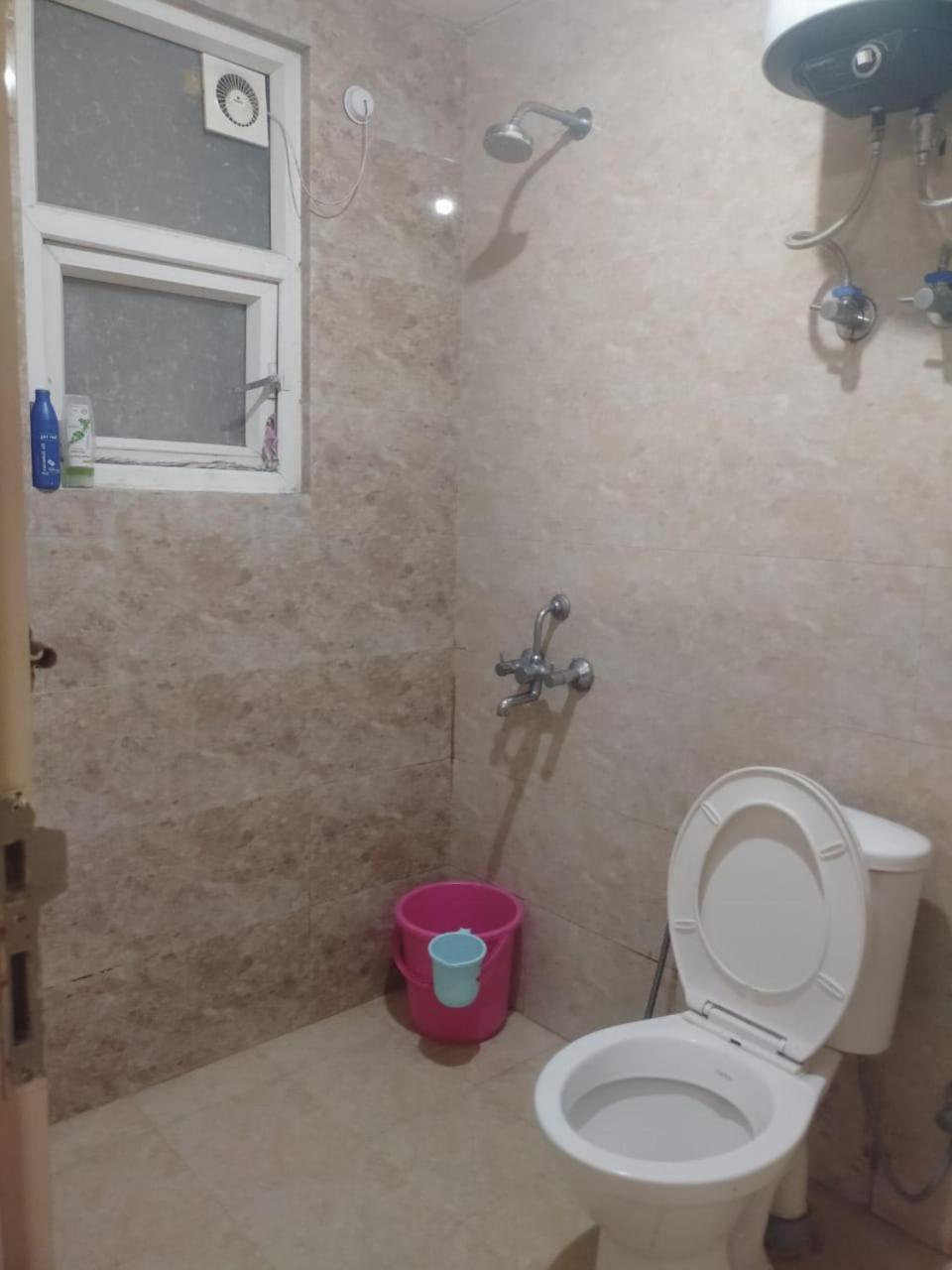 Meera 1 Bhk Palace Omaxe Vrindavan Luaran gambar